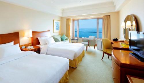 Deluxe Twin Room with Ocean View - Non-Smoking