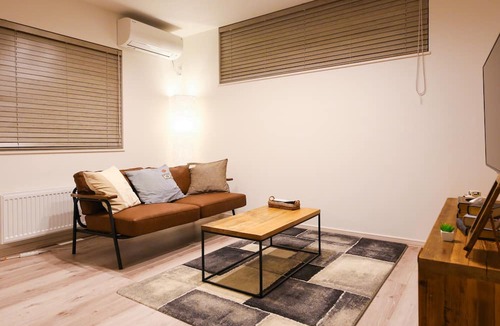 Teine Apartment | Teine White House