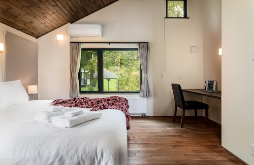 Hirafu House | Tahoe Lodge by H2 Life