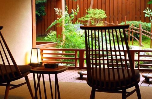 Tsukioka Onsen Hotel | Yuden Murakamikan