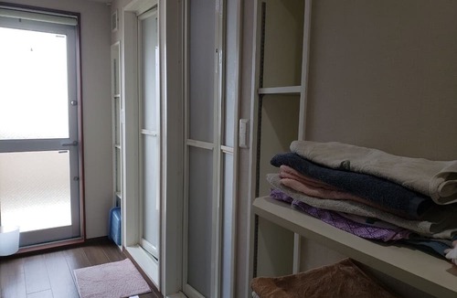 Hyakunincho Hostel | Yamate Rest House - Hostel, Caters to Men
