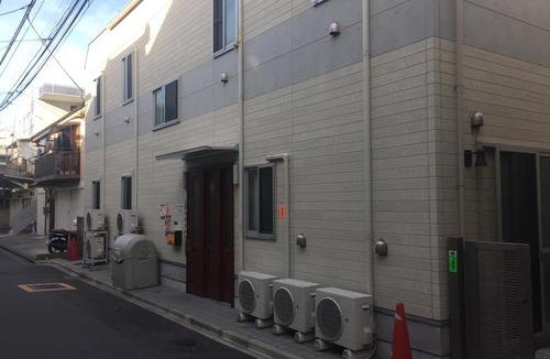 Hyakunincho Hostel | Yamate Rest House - Hostel, Caters to Men