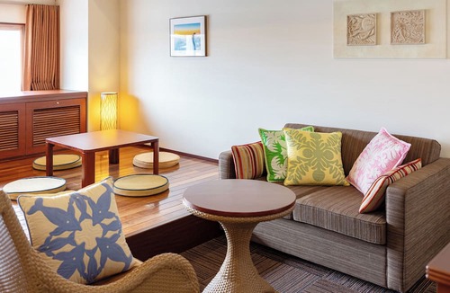 Iwaki Hotel | Spa Resort Hawaiians Monolith Tower