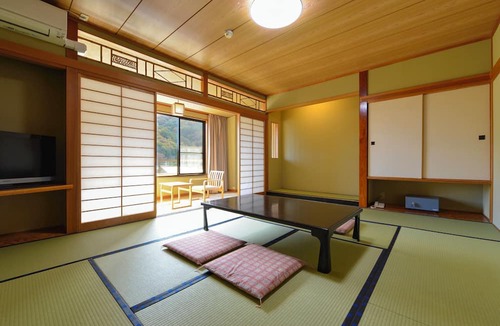 Kakeyu Hot Springs Hotel | Ooedo Onsen Monogatari Shinshu Kakeyu