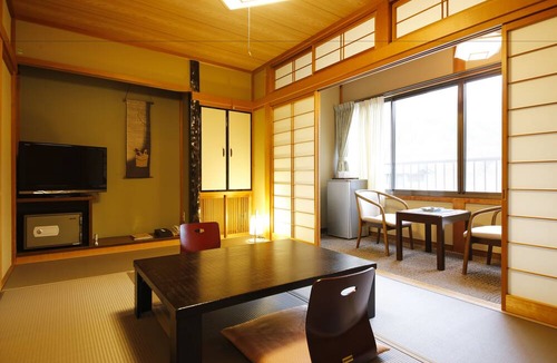 Takayama House | Kutsuroginoya Yuu