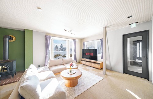 Sorachi-gun House | THE CRANE SANCTUARY KAMIFURANO