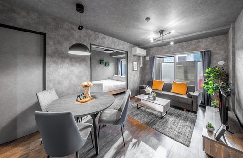 Shiroishi Apartment | HANA 102
