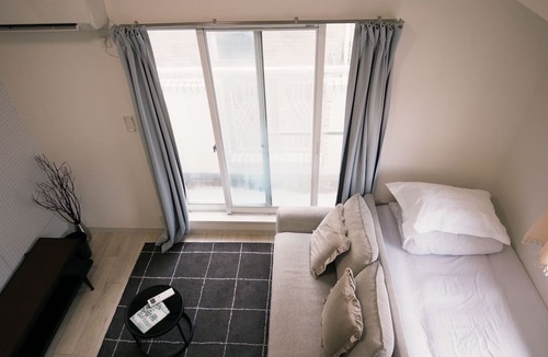 Ichikawa Apartment | SHIZUKURIA MINAMIGYOTOKU