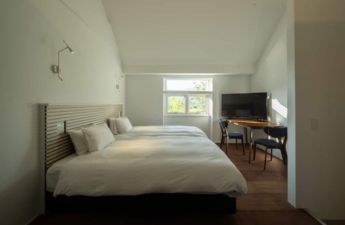 Miyota Hotel | Nishi-Karuizawa Hotel atelier bla by LONGINGHOUSE