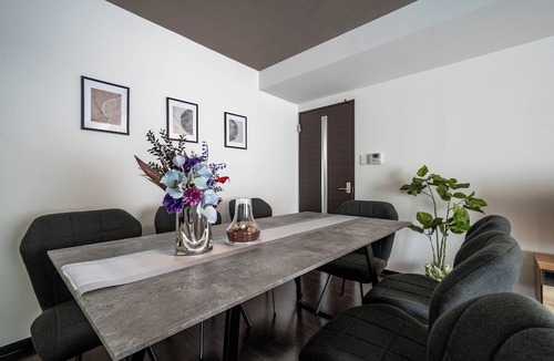 Higashi Apartment | Norwegian Wood 303