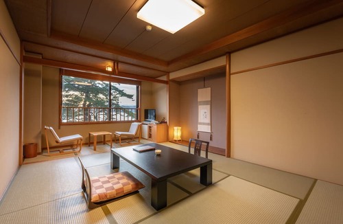 Senboku House | Katakuri no Hana