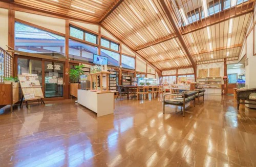Kawanehon House | NogikuFusion of outdoor and healingHot spring / Haibaragun Shizuoka