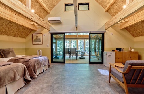 Narusawa House | Deluxe Cottage Citrine / Minamitsurugun Yamanashi