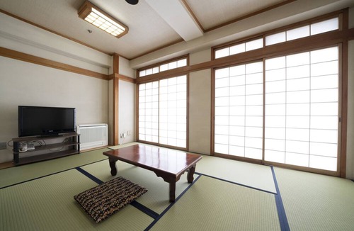 Togo-cho Hotel | Royal Hotel Uohachi