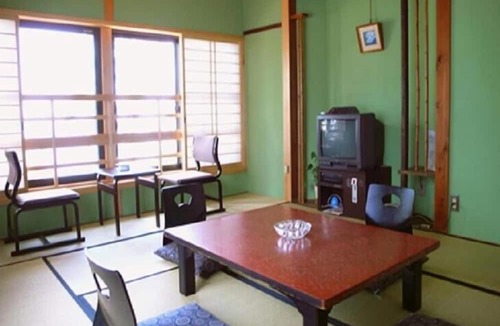 Futami House | Nisshokan