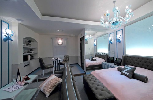 Naka Ward Hotel | Design Hotel W Zip Club - Adults Only