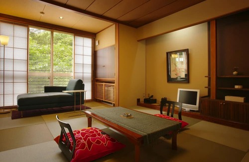 Yumoto-naka-yashiki House | YamaYuri No Yado