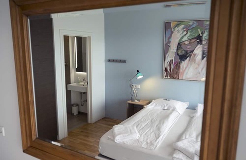 Vesturbær Apartment | Luxury apartment with a view of the harbour