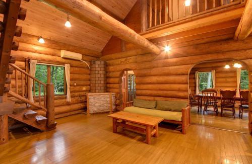 Taka Cabin | Village Forest Myoken - ヴィレッジフォレスト妙見 -