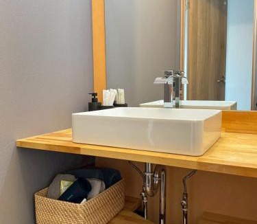 Toyama Apartment | カーブド神通