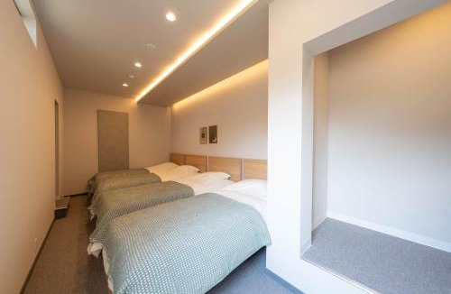 Sannenzaka Ninenzaka Villa | Spacious Kyoto House Walk to Kiyomizu & Gion