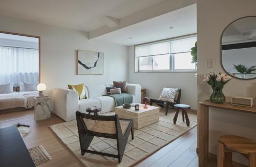 Shinagawa Apartment | Meee Meguro 6F 最大14名 大人数旅行のあったらいいなをすべて詰め込んだアパートメント