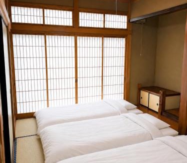 Hitachinaka Apartment | ゲストハウスなかみなみ Guest House Nakaminami Entire House for 8 guest near Hitachi Seaside Park and Nakaminato Fish Market with 4 Parking