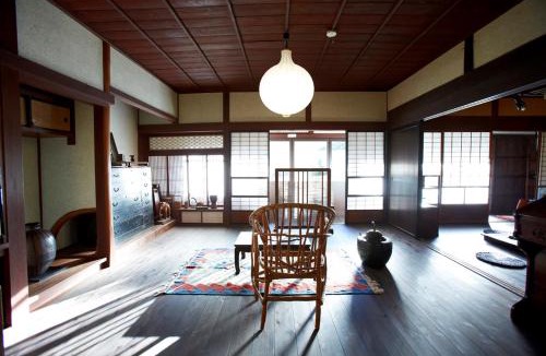 Tamba House | 古民家ゲストハウスやまんなか