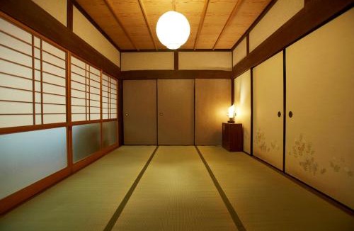 Tamba House | 古民家ゲストハウスやまんなか