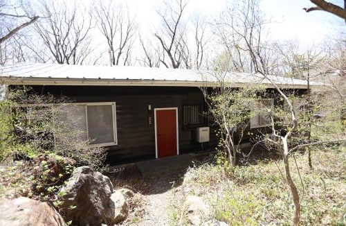 Yumoto House | 木漏れ日の森で都会では味わえない静寂を那須の自然を満喫する貸別荘つつじ山
