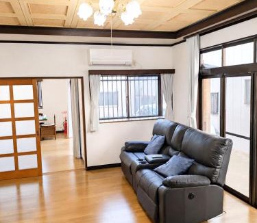 Hitachinaka Apartment | ゲストハウスなかみなみ Guest House Nakaminami Entire House for 8 guest near Hitachi Seaside Park and Nakaminato Fish Market with 4 Parking