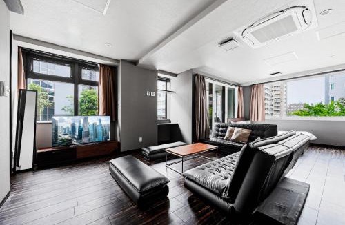 Kita Ward Apartment | MJ Stays
