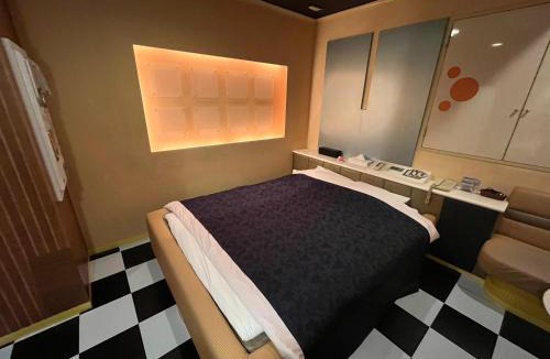 Tsubame Hotel | ホテル フローレス