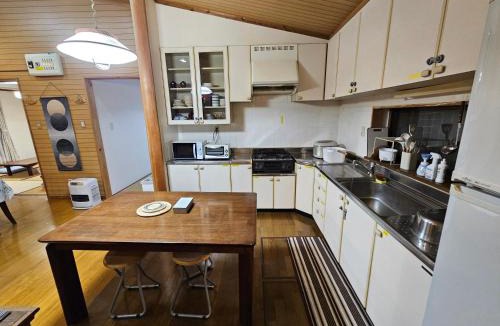 Nasu House | ペットと泊まれる那須森あそびコテージ BBQ可 無料駐車場4台ok 寝室3