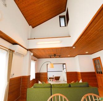 Togo-cho Apartment | 民泊 vacation rental "Seto Mori Lodge" Perfect for family trips sleeps up to 12 parking for 3 cars 15 minutes to Ghibli Park close to Nagoya Dome Toyota Museum and Toki Premium Outlets