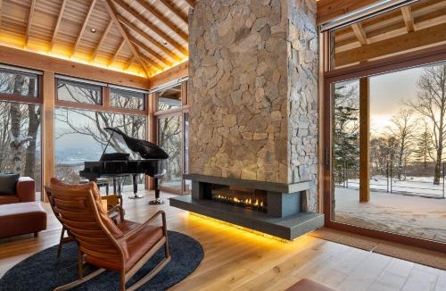 Toyako Ski Chalet | Kogetsu To 湖月燈