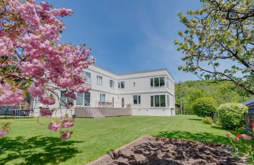 Minami Villa | Villa Retreat - 14 minutes to downtown