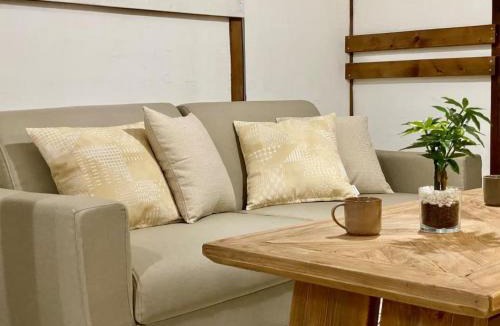 Nishi Apartment | #13 Sakuragicho Tsuru