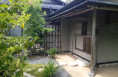 Tomiya House | Tomiya Ryokusuian Sado-Taiken