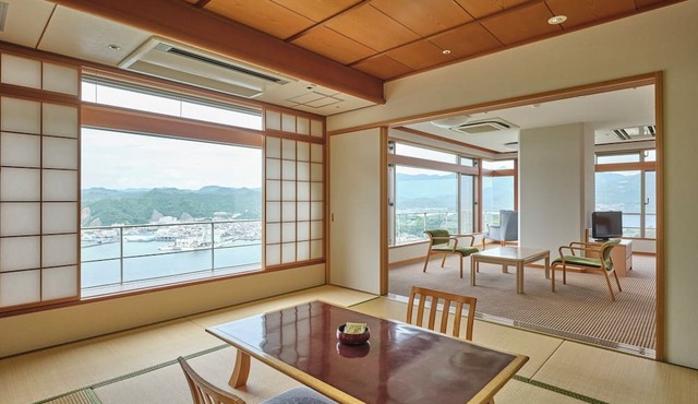 Hotel Urashima
