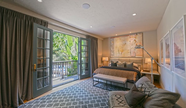 Designer Estate with Pool under Hollywood Sign in Los Angeles