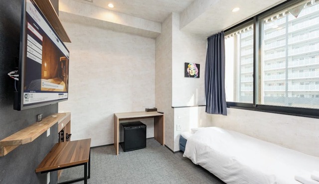 Well Stay Namba 5 person room with bath/Osaka Ōsaka in Osaka