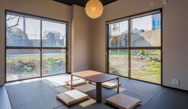 2-Min to Beach: Ocean View Villa with Sauna & BBQ for up to 16