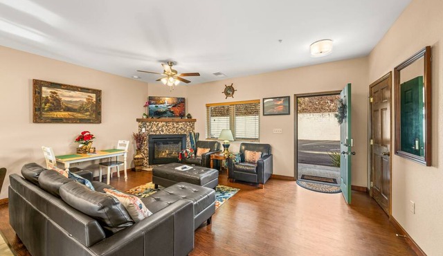Highland Village D202 | 2 Bed, 2 Bath in Gatlinburg