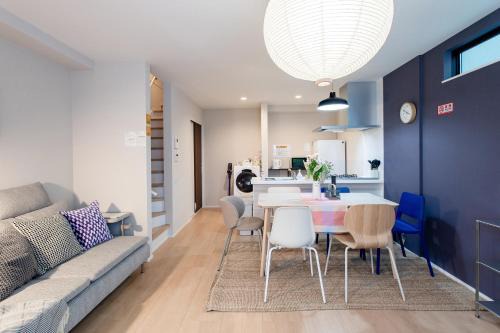New! Direct access to Namba- St Residence鶴見橋 花園町駅徒歩5分 最大3名