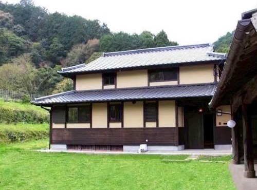四季の庵 糸島 1300m2 大自然のパノラマ露天風呂 駐車場5台以上 サウナ 専用BBQ施設 ペット可