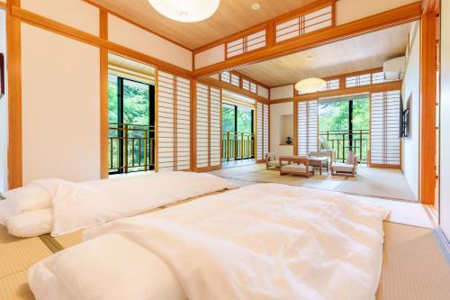 積翠寺温泉古湯坊坐忘庵