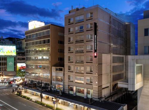 the b Kanazawa Katamachi
