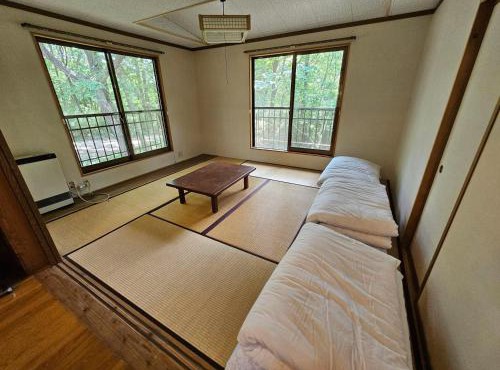ペットと泊まれる那須森あそびコテージ BBQ可 無料駐車場4台ok 寝室3